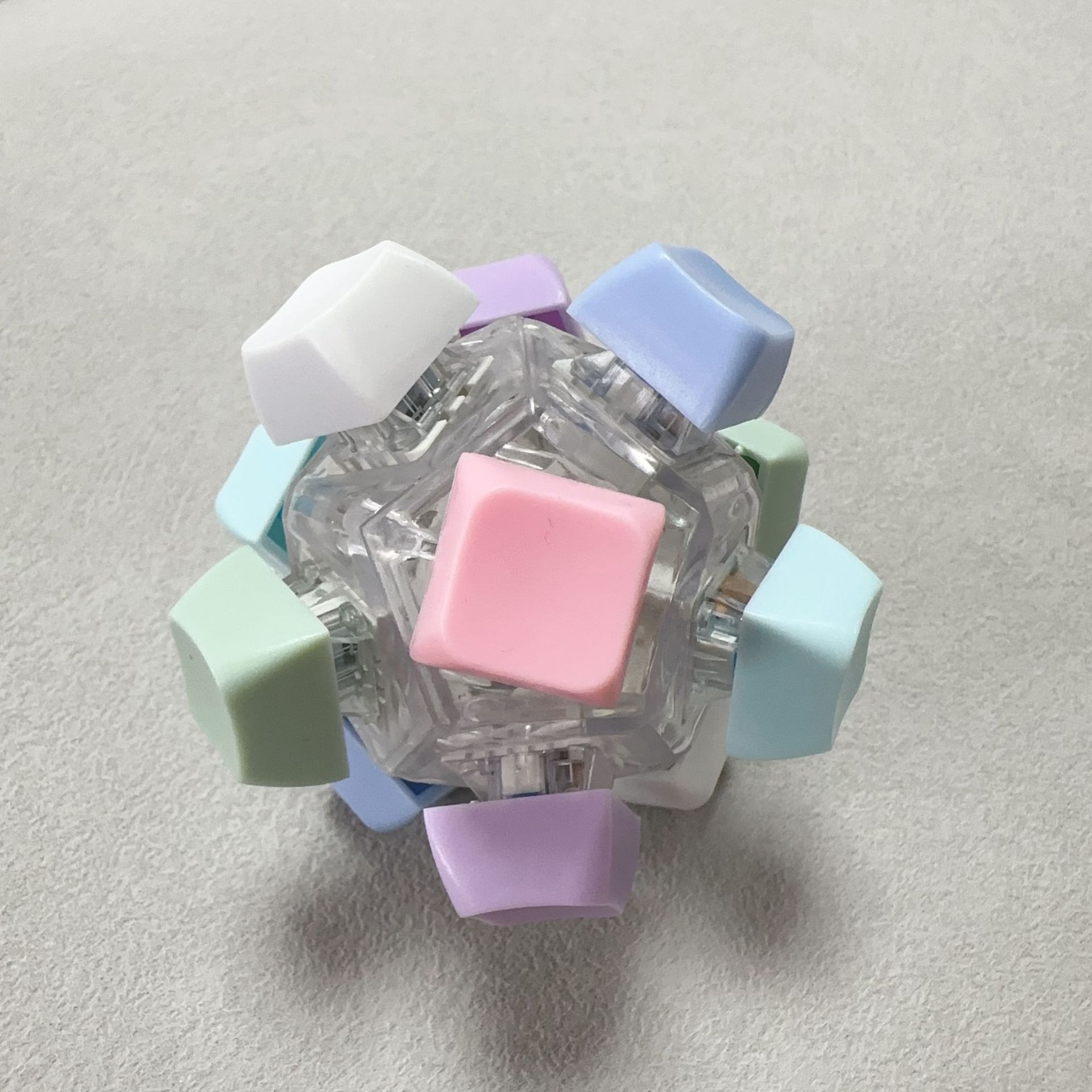 Fidget Toy Sensorial con 12 Teclas Mecánicas y Luces LED - Imagen 5